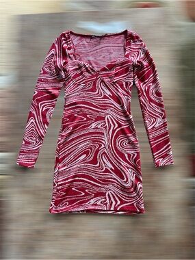 NWT Vintage-Inspired Zara Red Marble Swirl Bodycon Dress